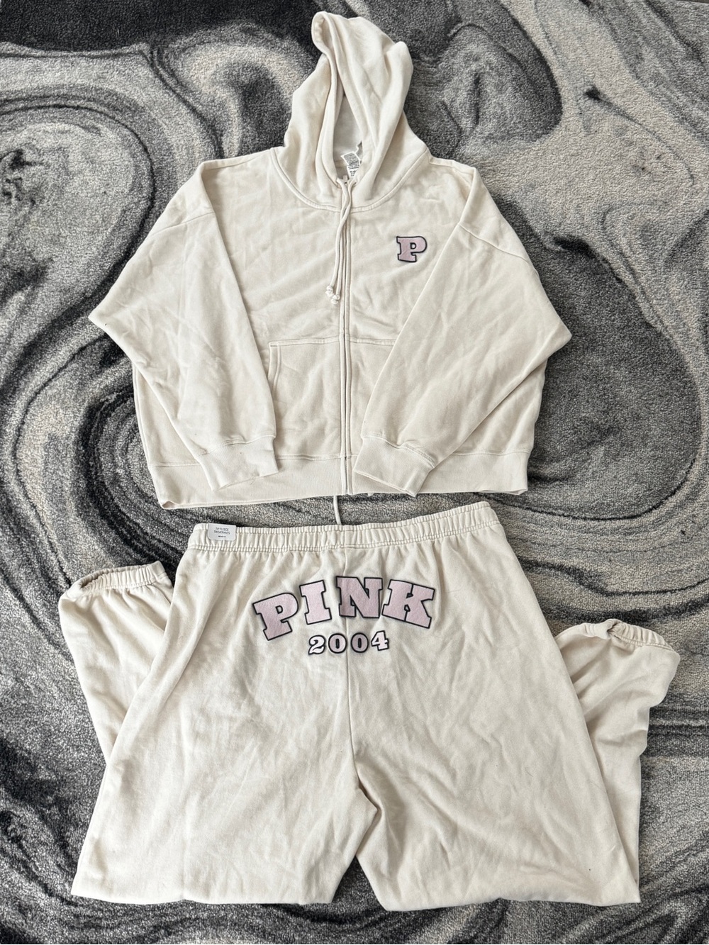 New V.S. PINK Ivory Drawstring Pink Varsity Logo Set XXL